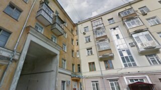 Остекление балконов и лоджий в сталинке