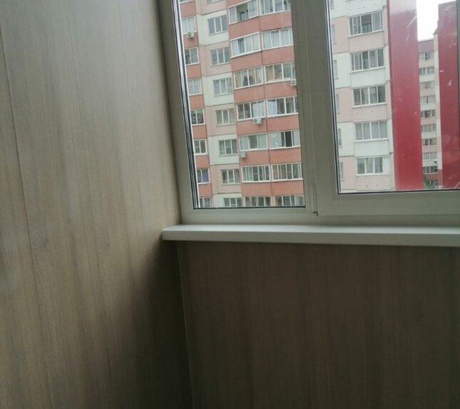 Остекление, отделка ПВХ панелями лоджии 3 КВ.М
